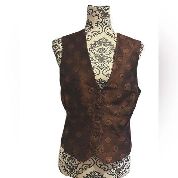 New York and Company vest - Picture 1 of 4